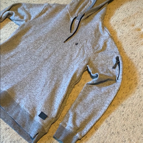 Volcom hoodie - Picture 2 of 3